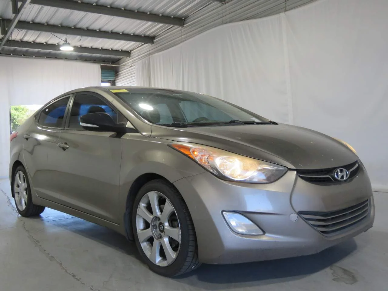 2013 Hyundai Elantra Limited - Photo 3