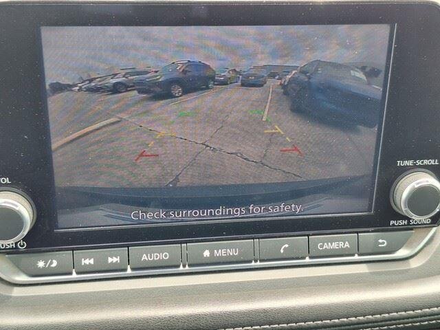 Used 2023 Super Black Nissan S image 18