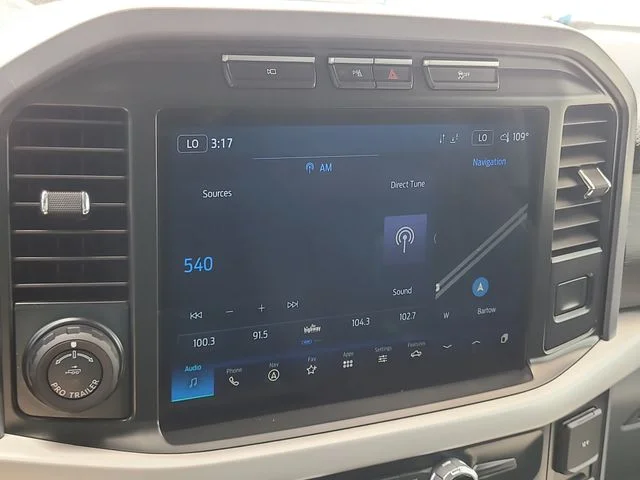 Used 2023 Gray Ford XLT image 22