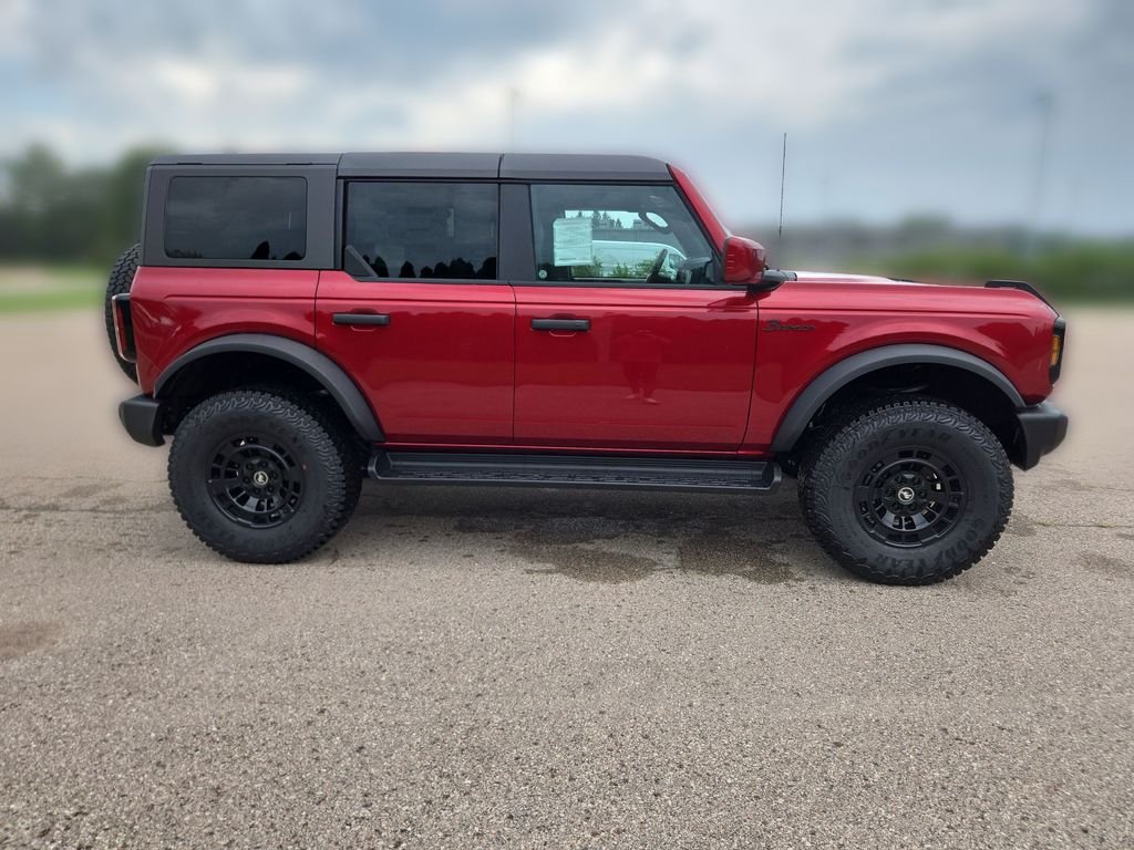 New 2026 Ruby Red Metallic Tinted Clearcoat Ford Outer Banks® image 13