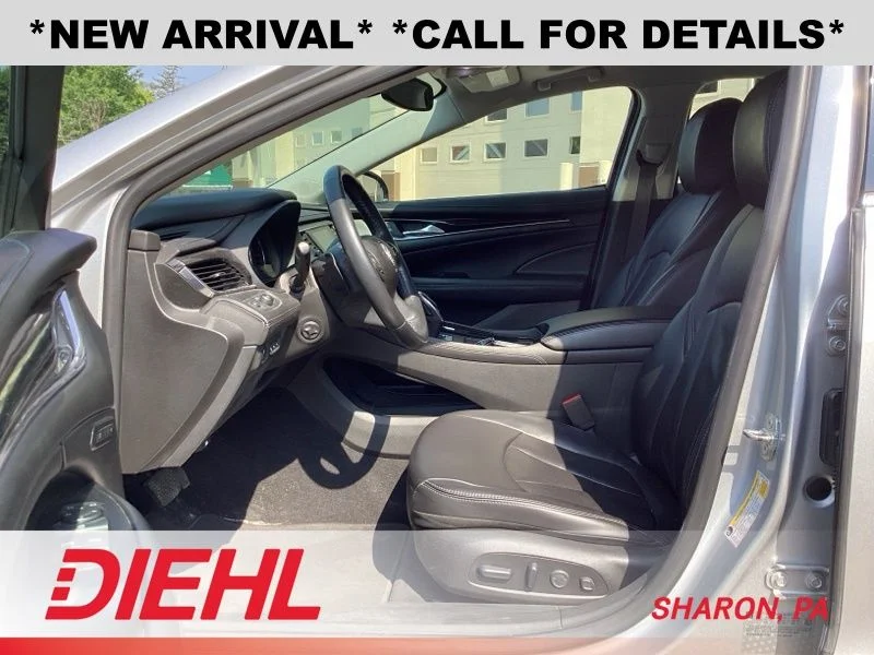 Used 2018 Silver Buick Premium I Group image 9