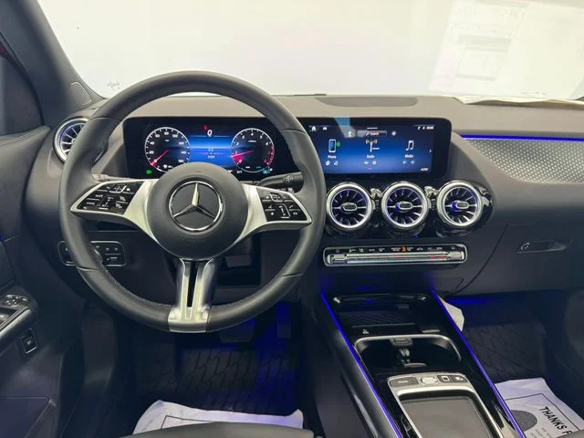 Certified Used 2026 MANUFAKTUR Patagonia Red Metallic Mercedes-Benz GLA 250 image 3