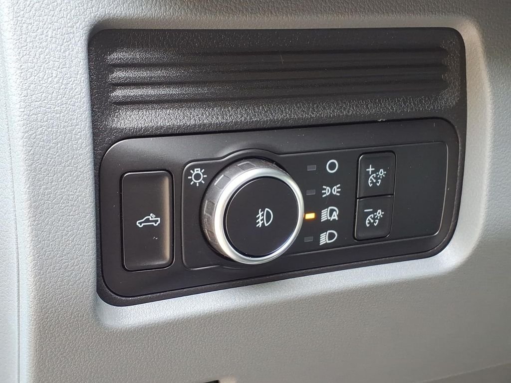 New 2026 Oxford White Ford F-350® XLT image 22