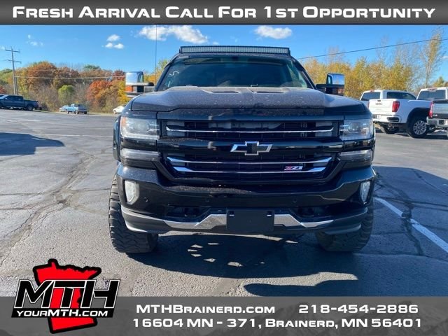 2016 Chevrolet Silverado 1500 LTZ photo 3