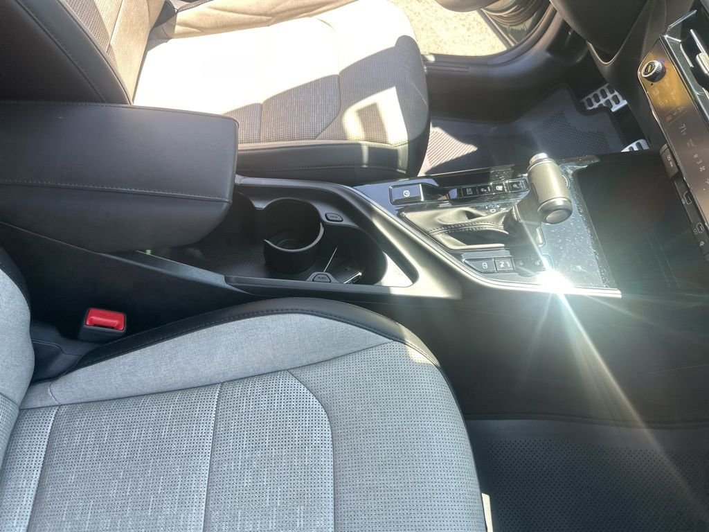 Used 2023 Green Kia SX Touring image 38