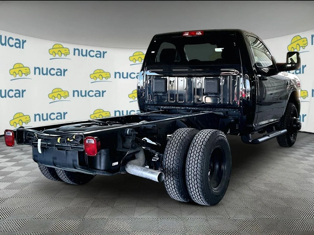 New 2026 Diamond Black Crystal Pearlcoat Ram Tradesman image 7