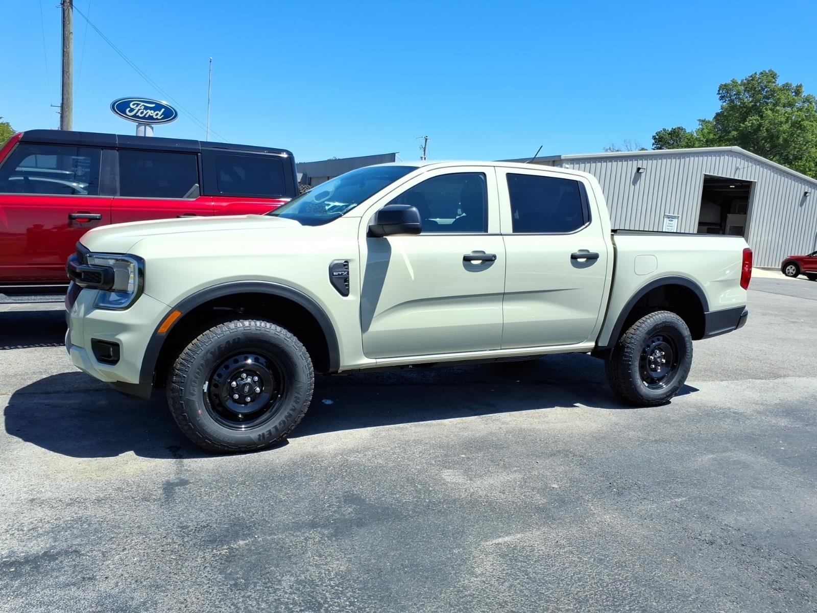 Used 2026 Tan Ford XL image 2