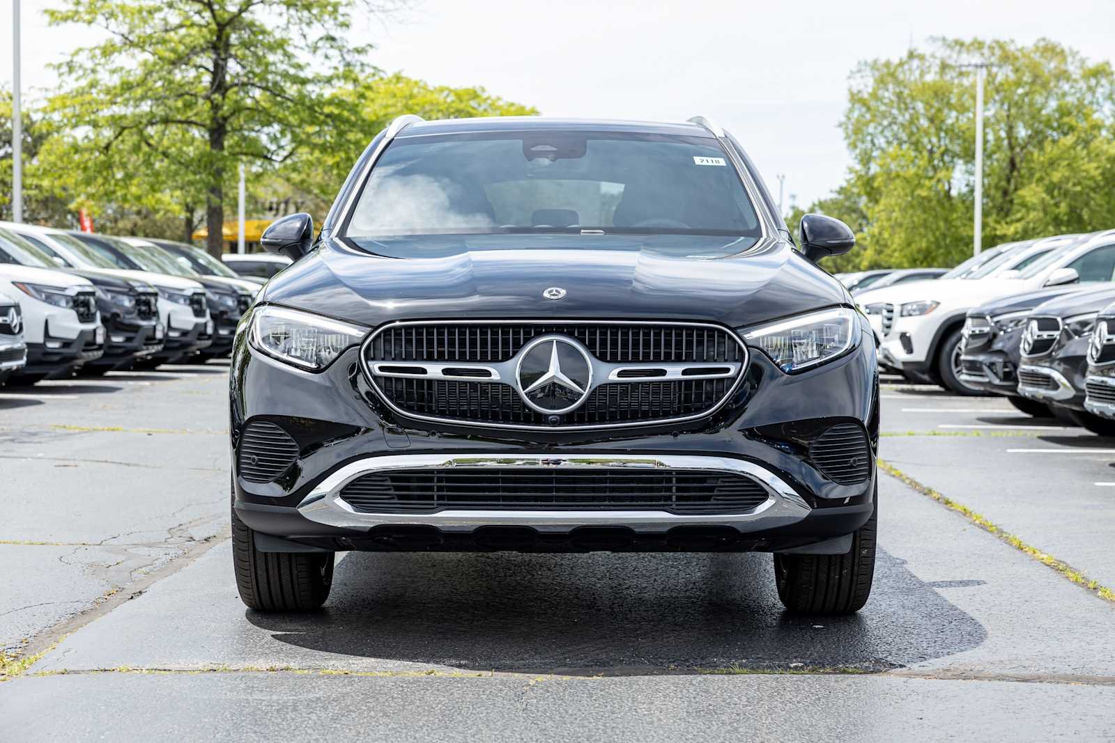 New 2026 BLACK Mercedes-Benz GLC 300 image 2