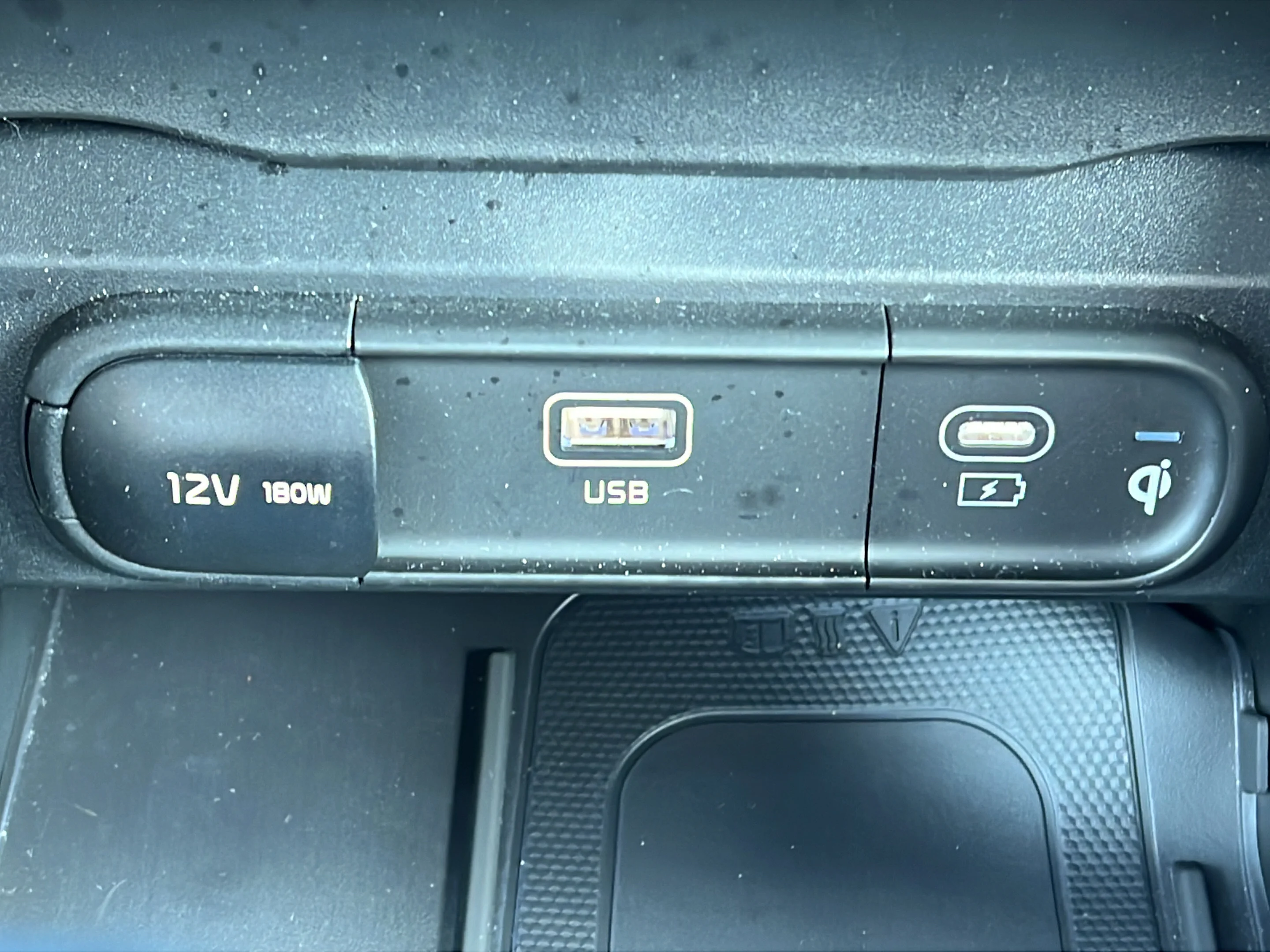 Used 2025 Wolf Gray Kia EX X-Line image 20