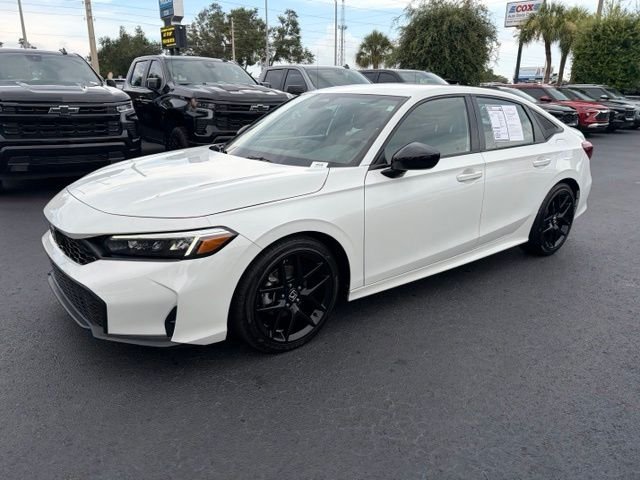 Used 2025  Honda Sport image 3