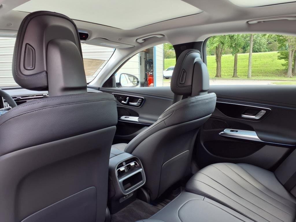 Used 2025 Polar White Mercedes-Benz E 350 image 23