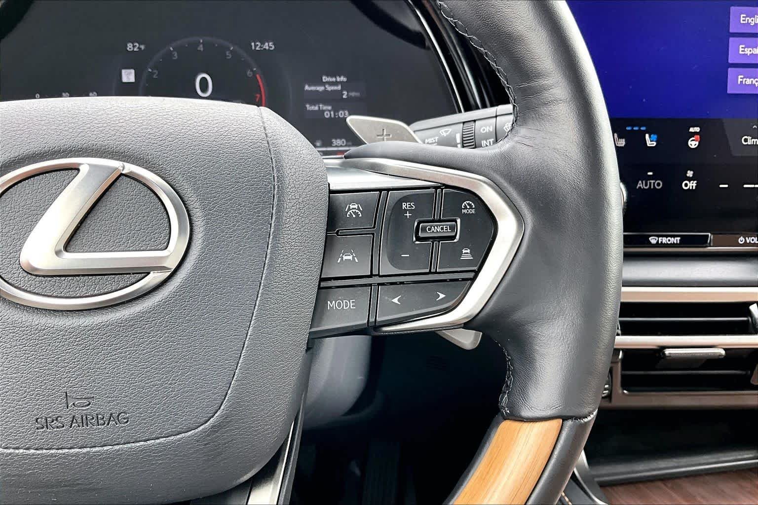 Used 2025 Nori Green Pearl Lexus Premium image 25