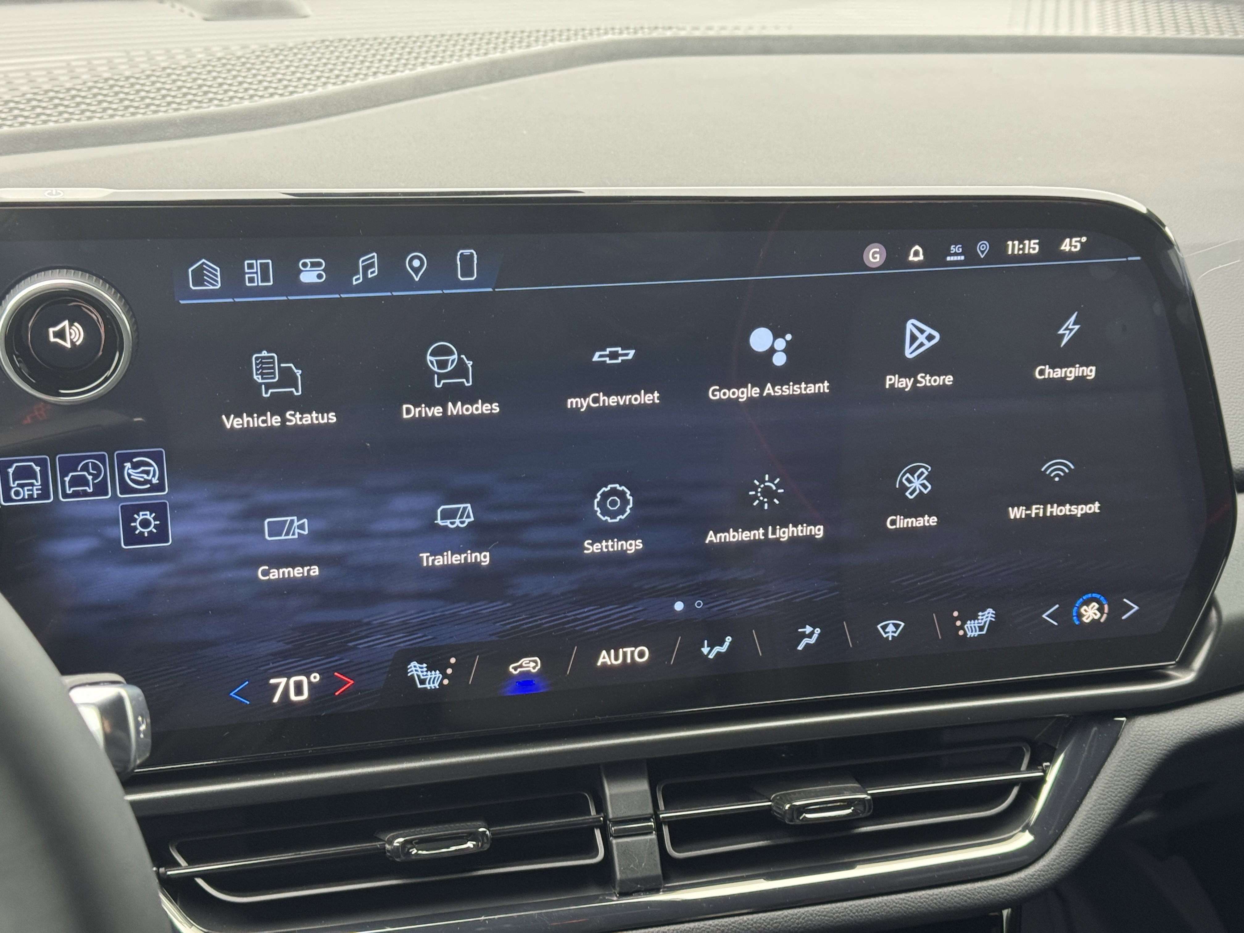 2026 Chevrolet Equinox EV RS - Photo 19