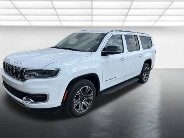 2023 Jeep Wagoneer L Series II - Photo 4