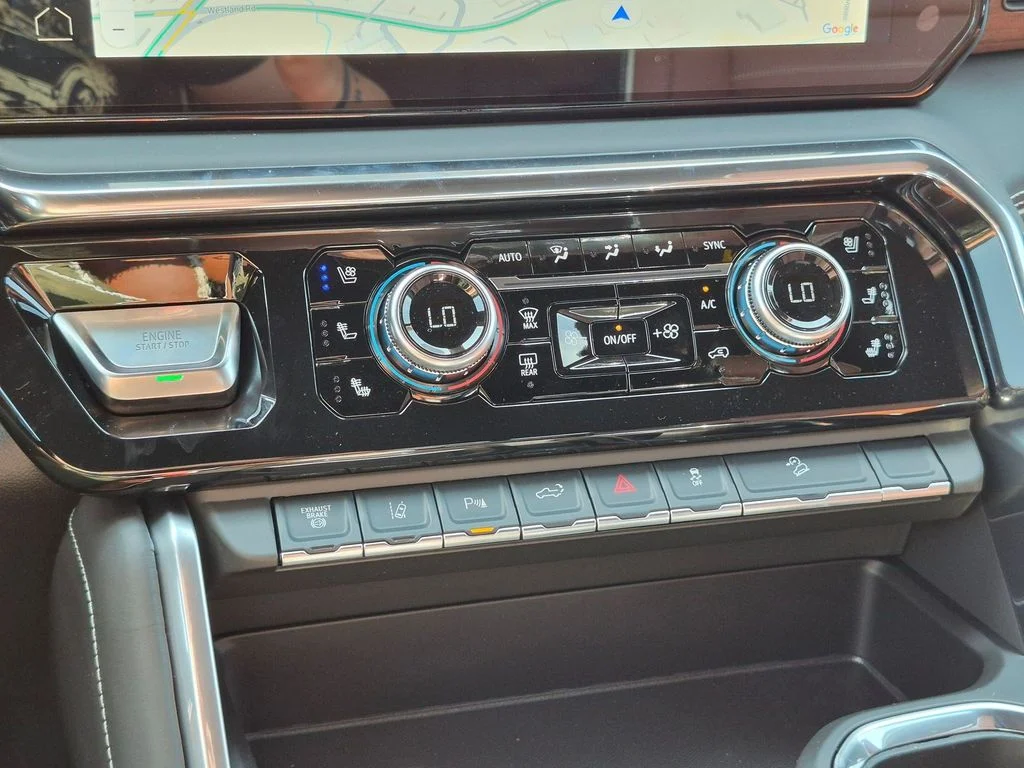2026 GMC Sierra 3500HD Denali Ultimate - Photo 15