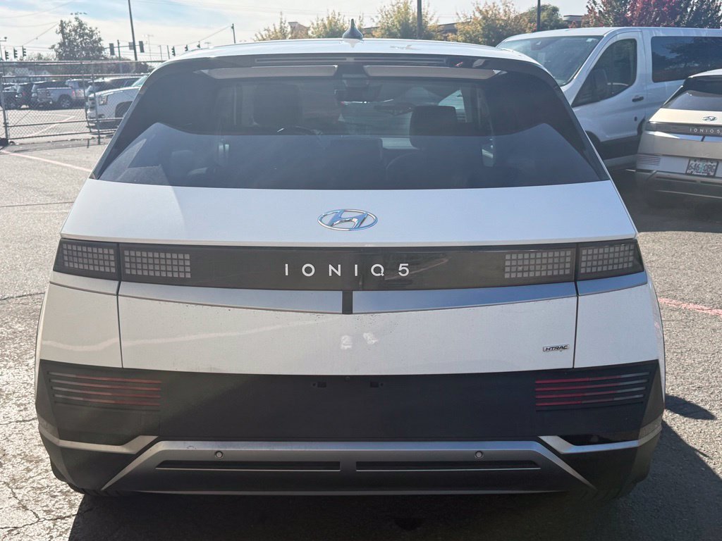 Used 2023 Atlas White Hyundai SEL image 4