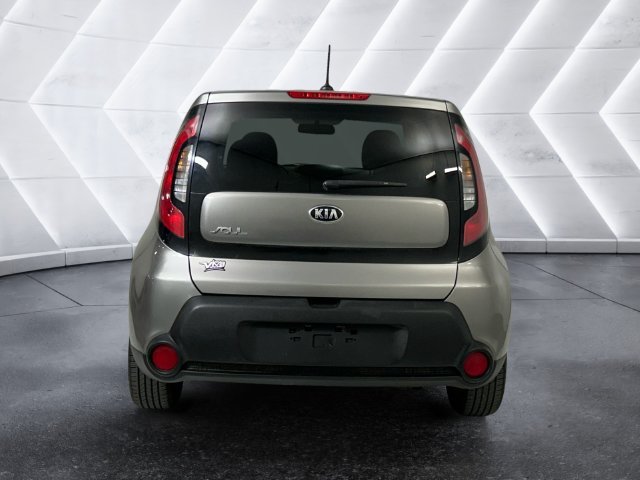 Used 2016 Gray Kia Base image 5