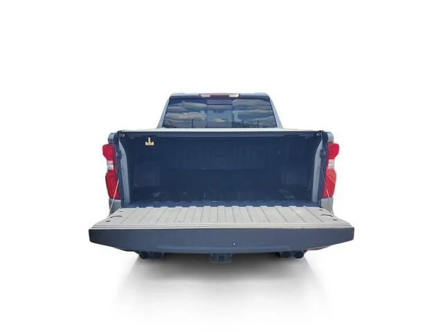 Used 2021 SATIN STEEL METALLIC Chevrolet LT Trail Boss image 30