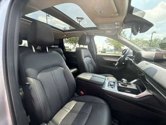 Used 2024 Silver Mazda Premium image 27