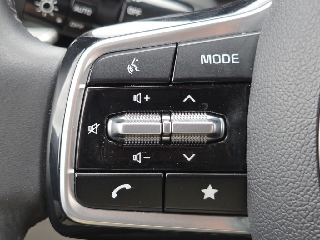2022 Kia Carnival SX - Photo 12