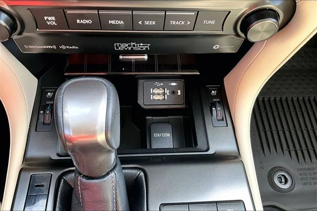 Used 2023 White Lexus 460 image 31
