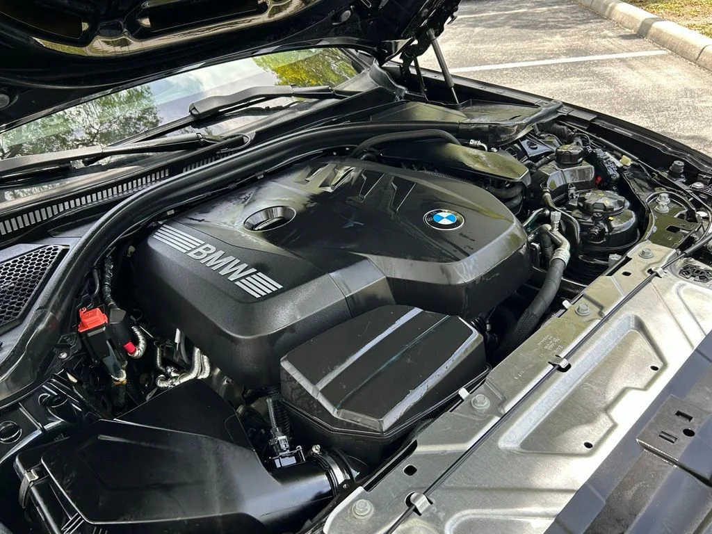 Used 2025 Black BMW 330i image 28