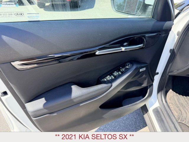 Certified Used 2021 White Kia SX image 19