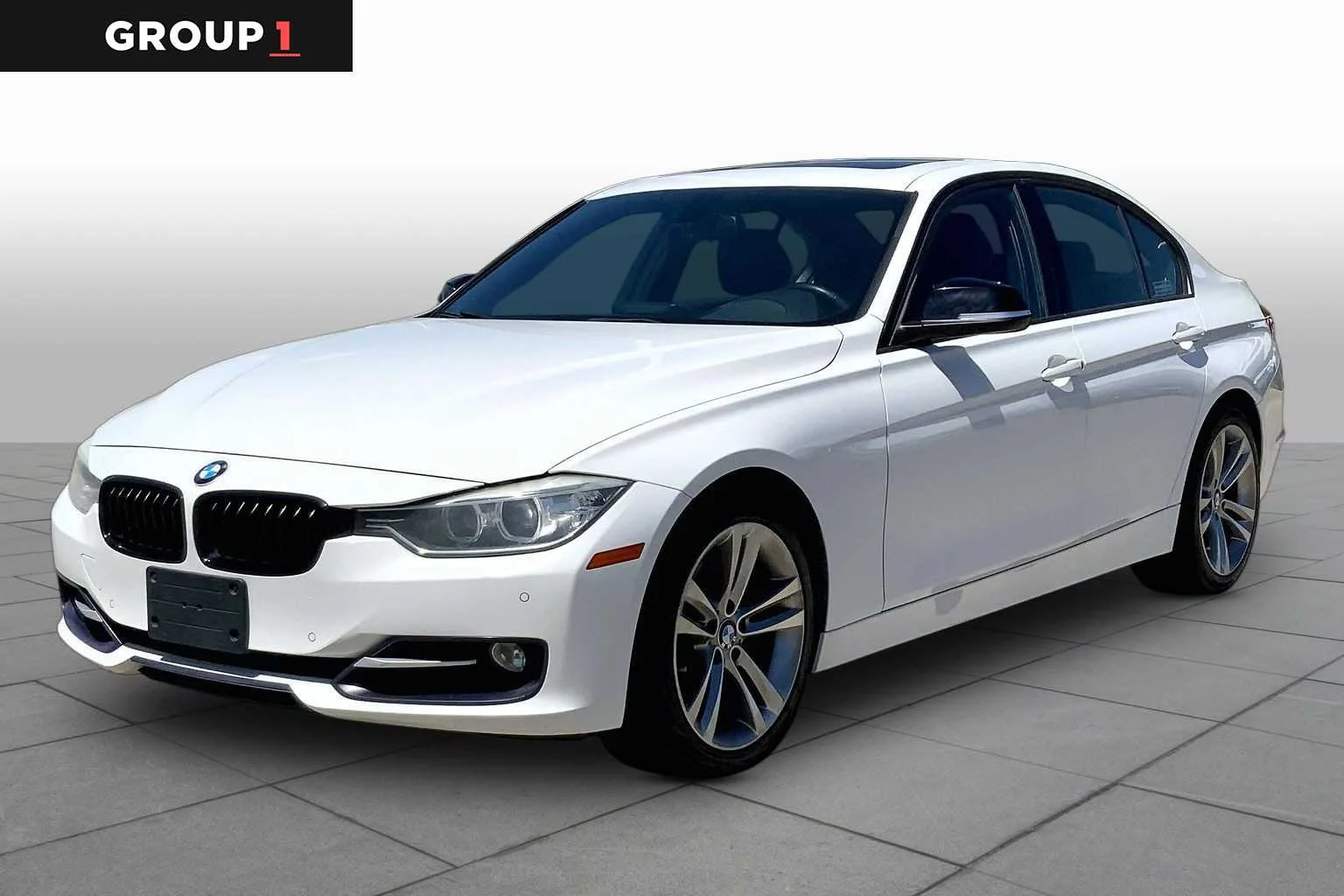 2015 BMW 3 Series 328i Sedan's photo