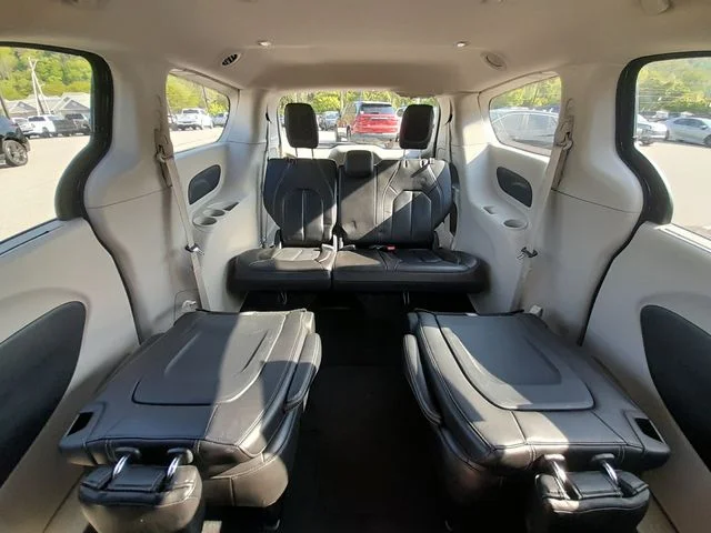 Used 2023 Black Chrysler Touring L image 48