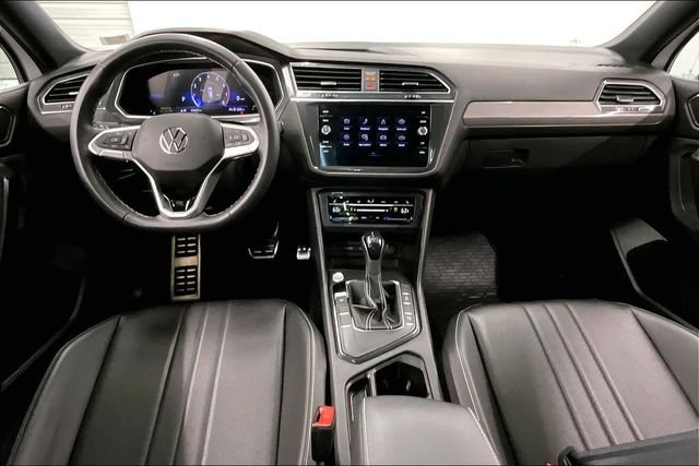 Used 2023 Opal White Pearl Volkswagen 2.0T SE R-Line Black image 18