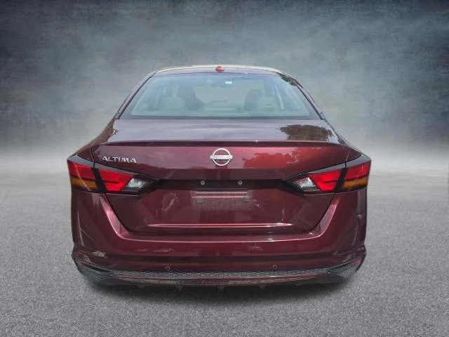 Used 2025 Red Nissan 2.5 SV image 7