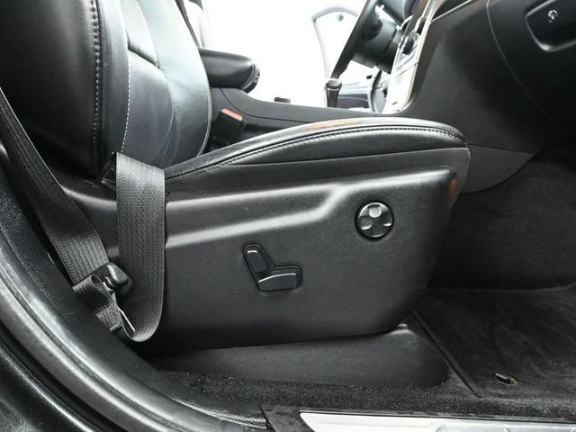 Used 2014 Black Jeep Limited image 46