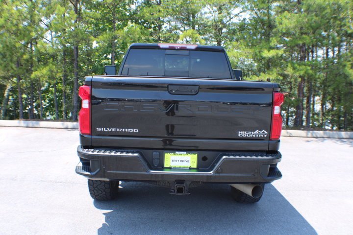 Used 2020 Black Chevrolet High Country image 18