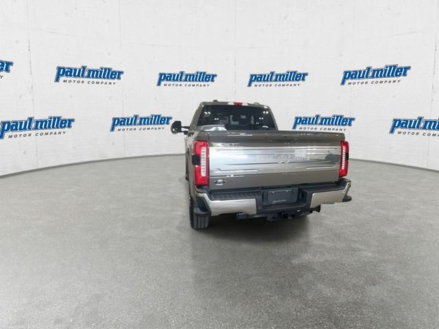 New 2026 Gray Ford King Ranch image 9