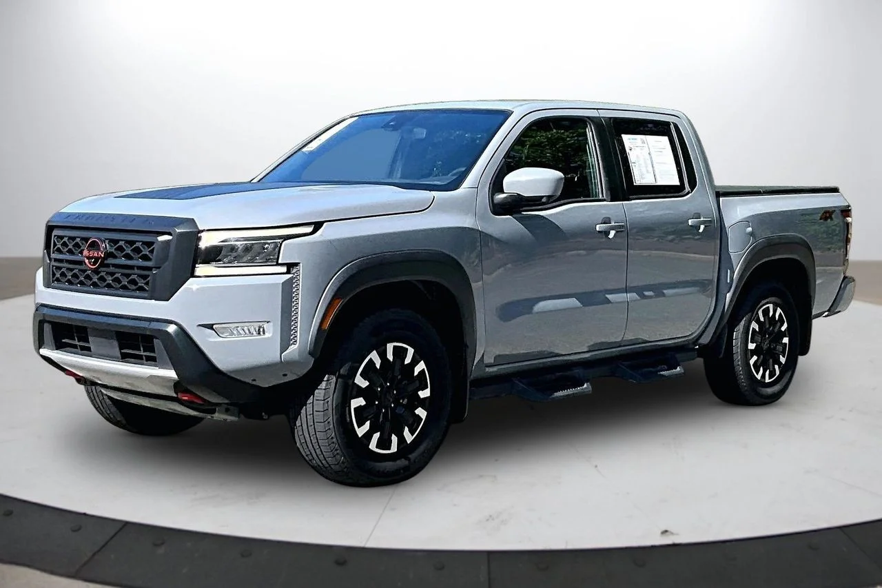 Used 2022 Gray Nissan PRO-4X image 4