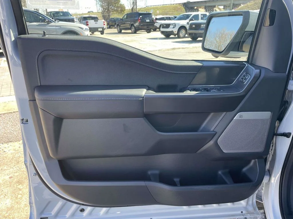 New 2026 Avalanche Ford Lariat® image 15