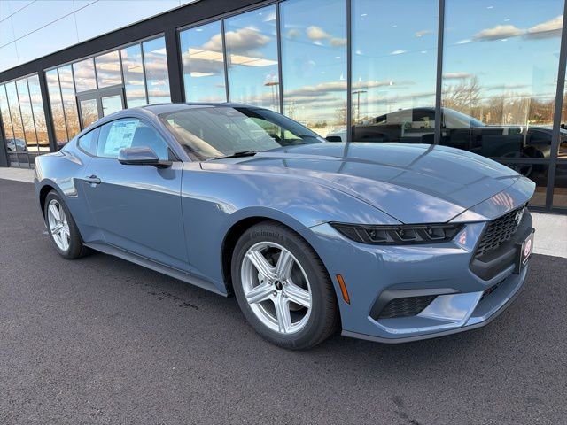2026 Ford Mustang EcoBoost Fastback's photo