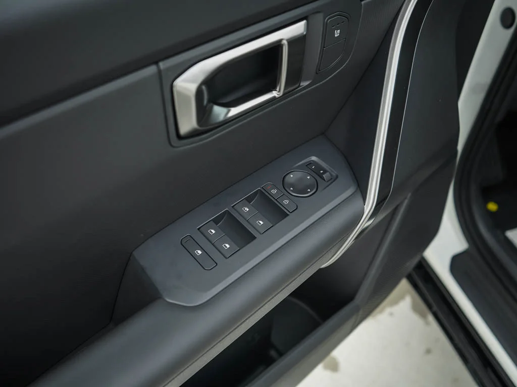 New 2027 Terrain Brown Kia X-Line S AWD image 18