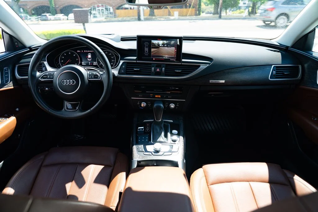 Used 2018 White Audi 3.0T Prestige image 9