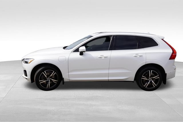 Certified Used 2018 White Volvo T8 R-Design image 9