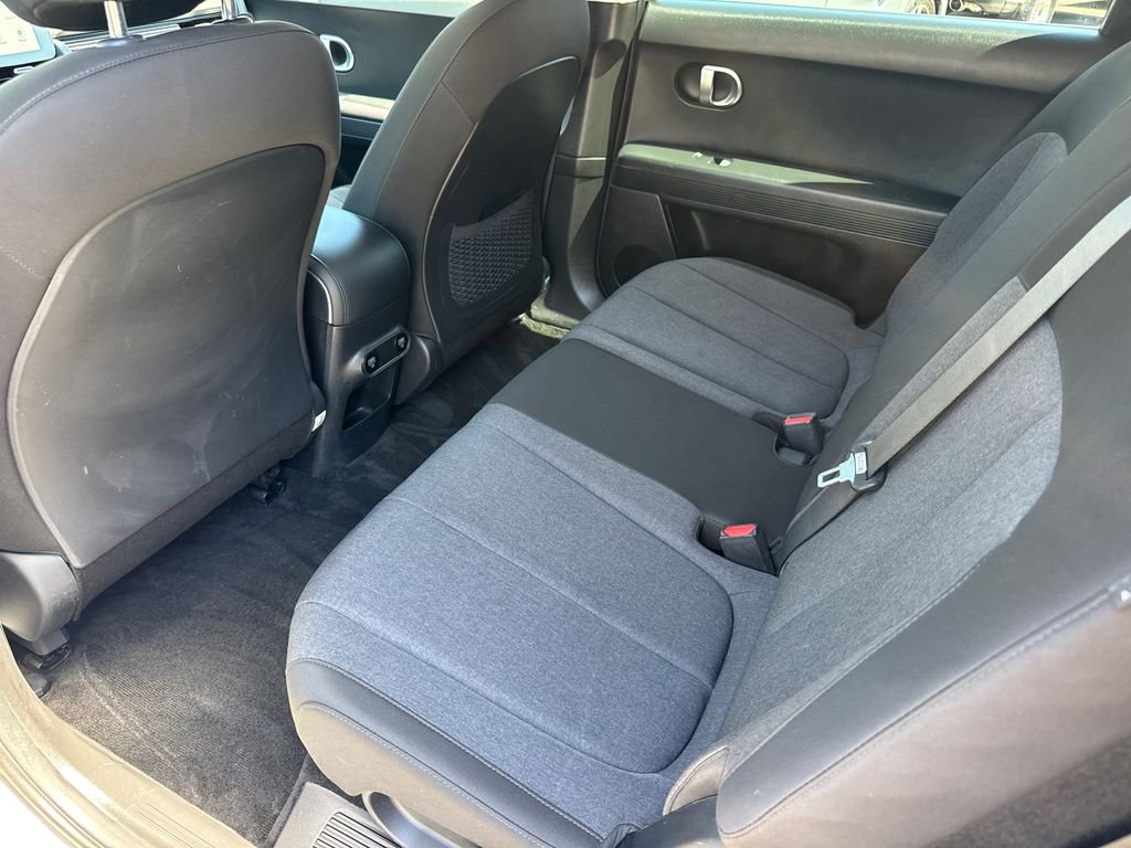 Used 2024 Gray Hyundai SE image 19