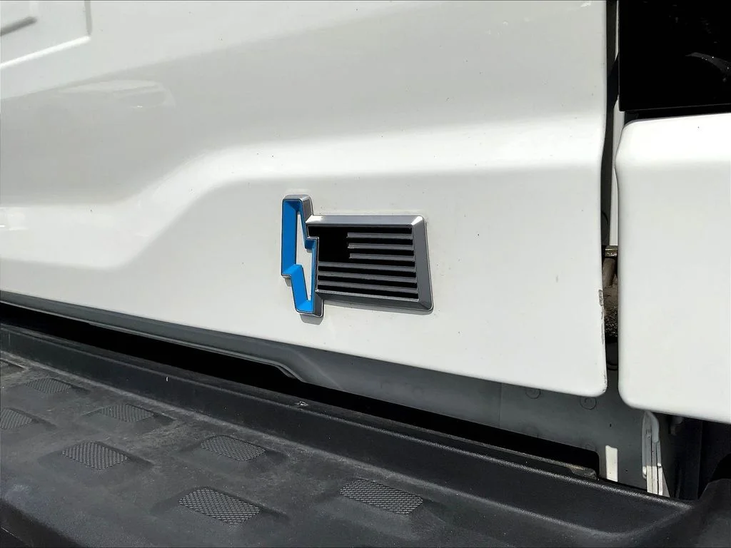 Used 2023 Oxford White Ford Pro image 27