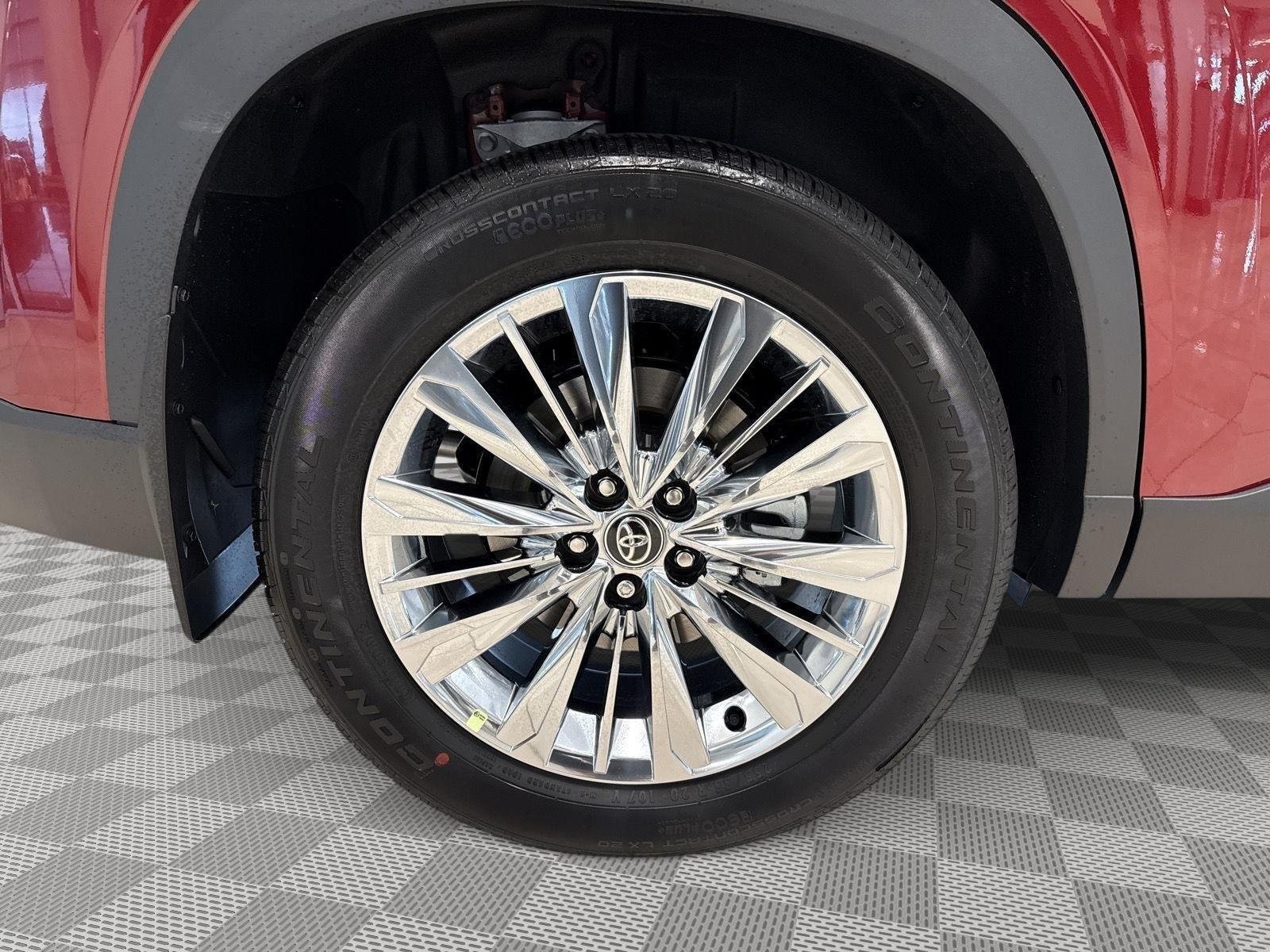 Certified Used 2026 Ruby Flare Pearl Toyota Platinum image 17