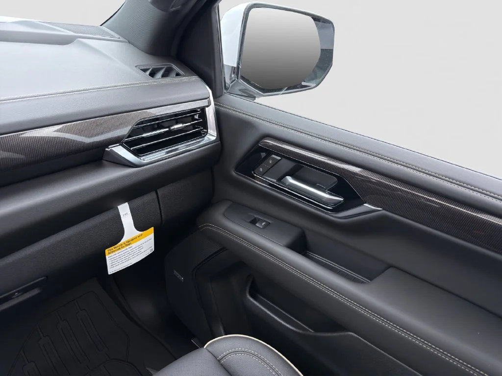 New 2026 Summit White GMC Elevation image 26