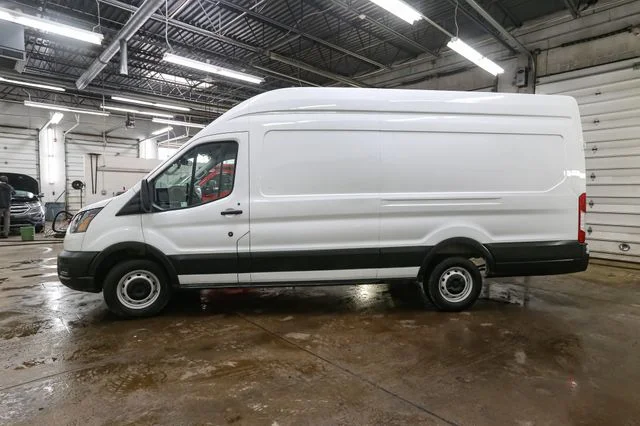 Used 2023 White Ford Base image 6