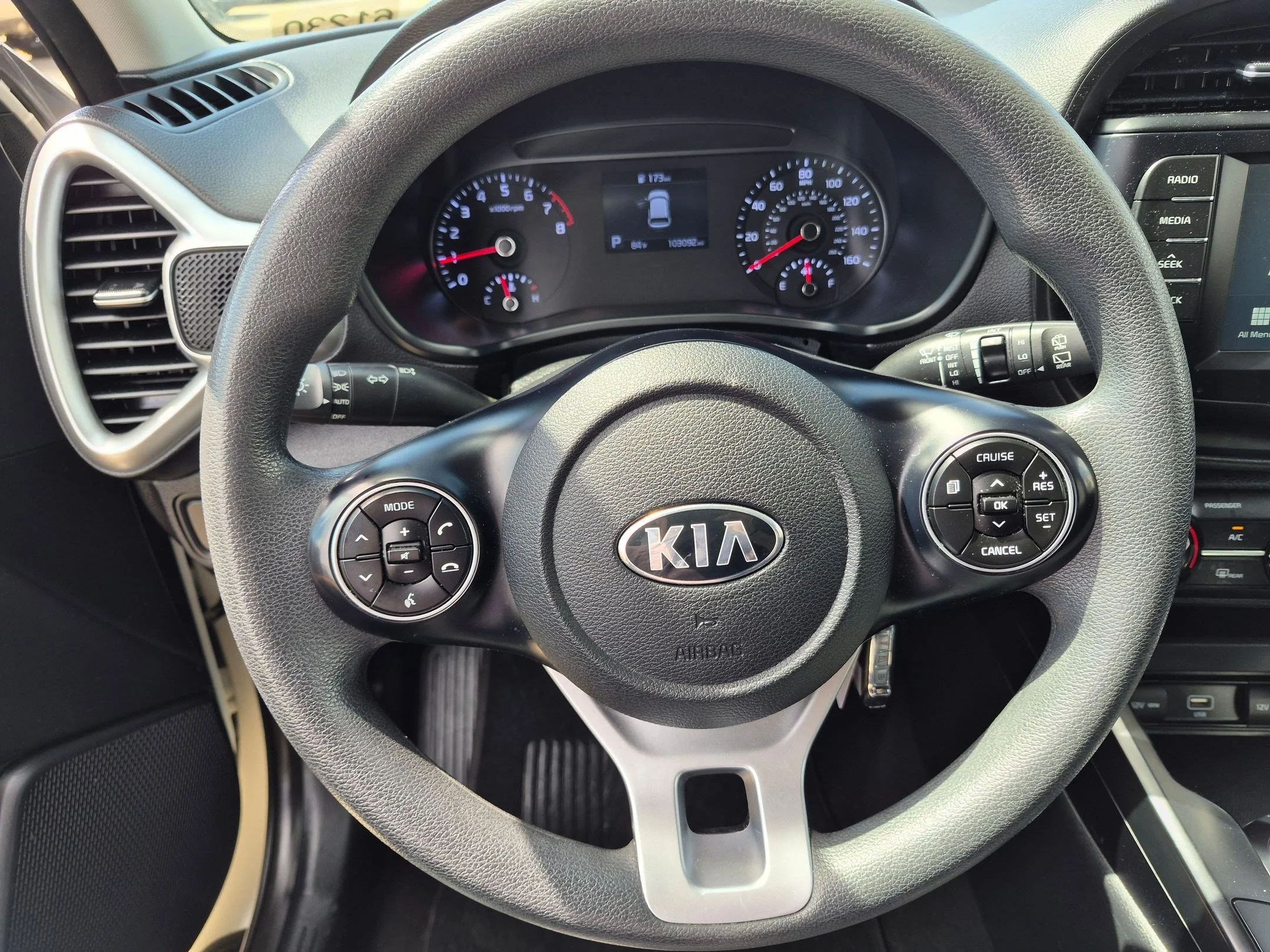 Used 2021 Snow White Pearl Kia S image 16