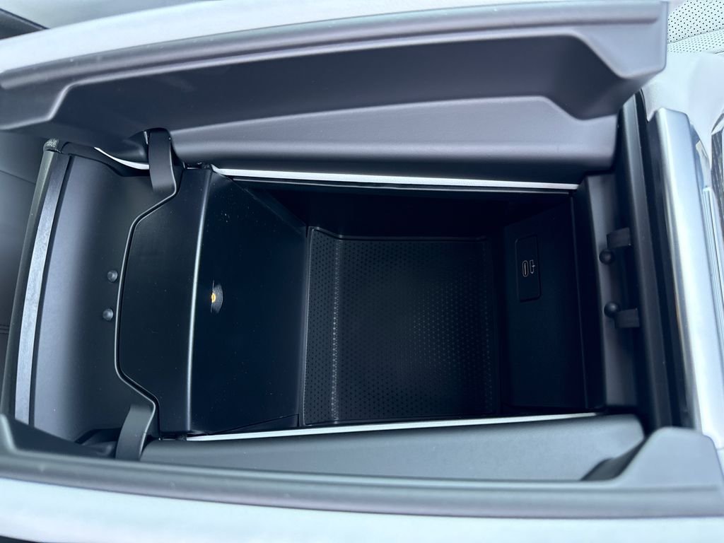 New 2026 Skyscraper Grey Metallic BMW xDrive50e image 14