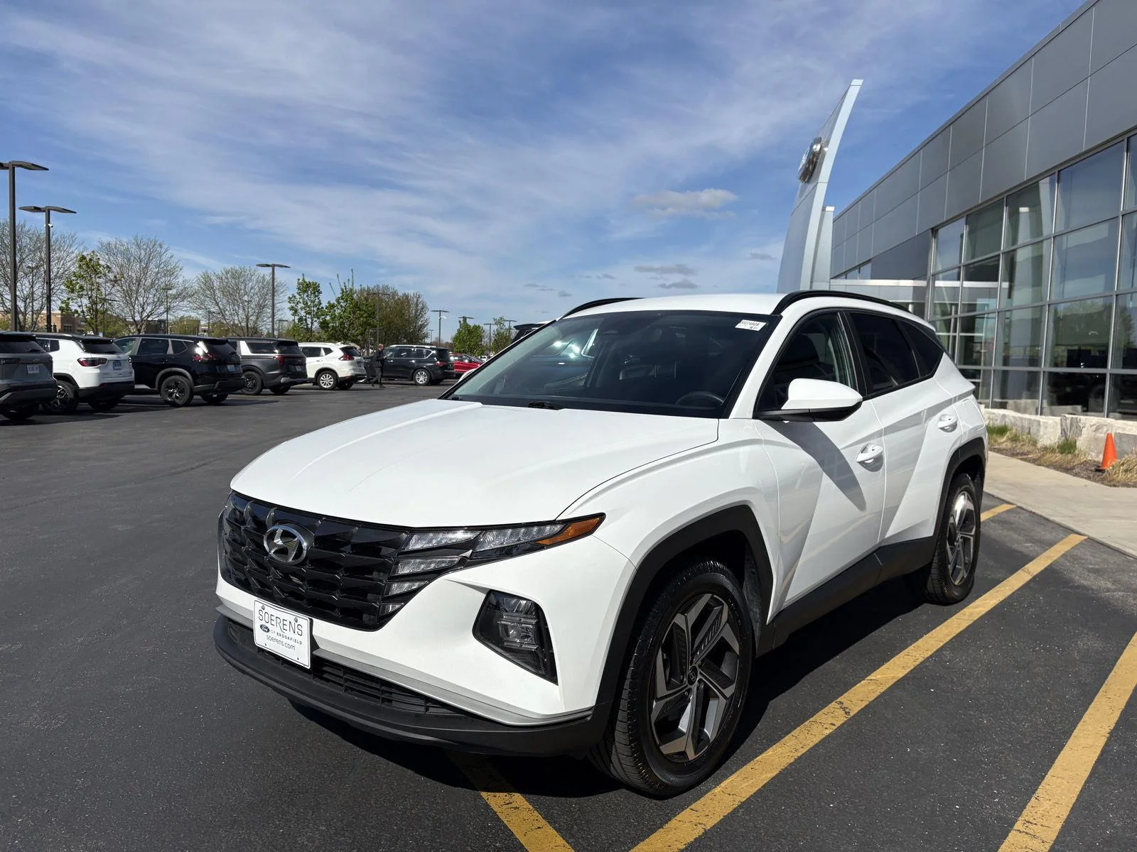 Certified Used 2024 White Pearl Hyundai SEL image 3
