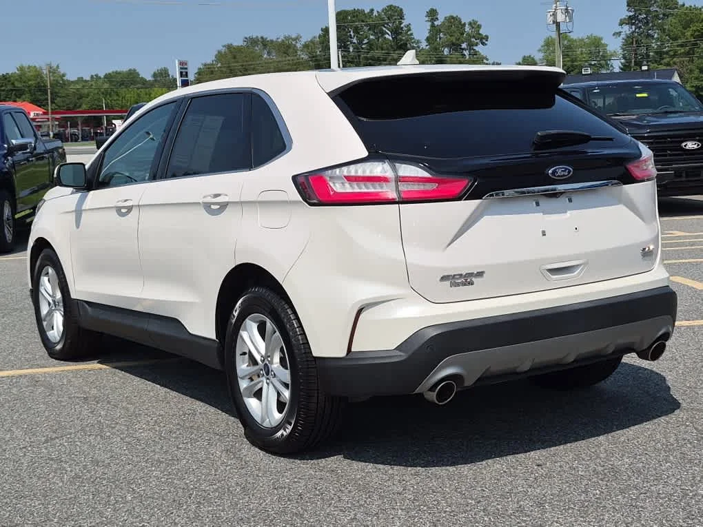 Used 2019 White Platinum Metallic Tri-Coat Ford SEL image 4