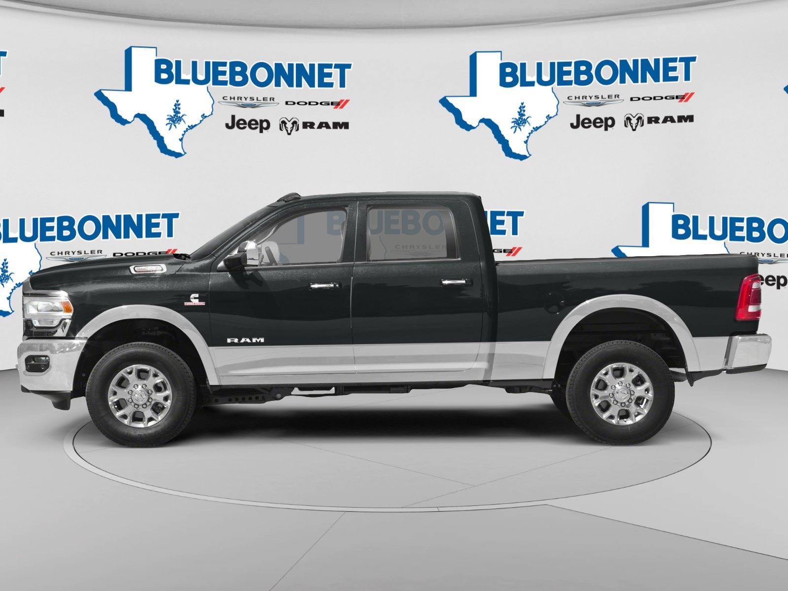 Used 2021 Maximum Steel Metallic Clearcoat Ram Laramie image 5